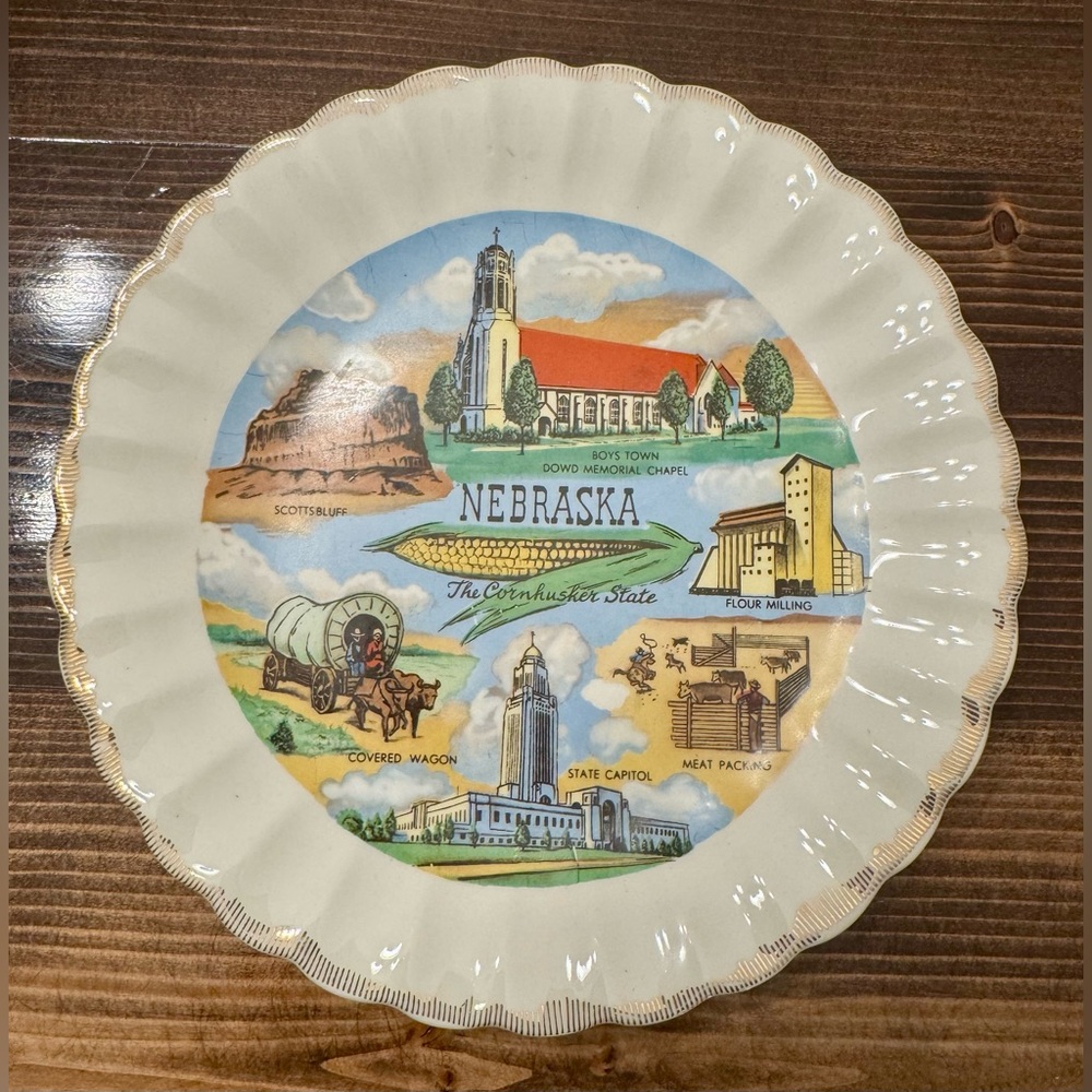 Vintage Nebraska Souvenir Scalloped Edge Decorative Plate 7.25”